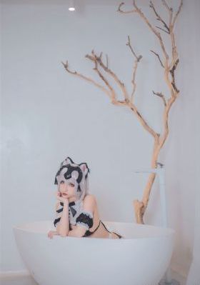 湿濡的女人字幕_BD英语高清视频观看